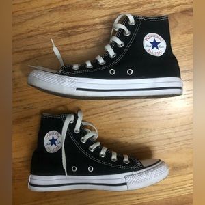Black high top converse